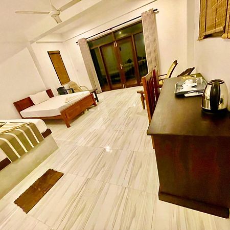 Ashansa Lagoon Resort Tangalle Extérieur photo